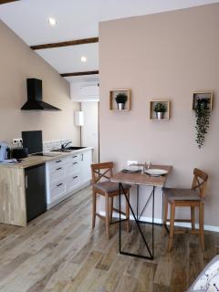 Charmant logement 2 personnes avec extérieur - Orange - 1