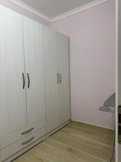 Spacious 2BR Apartment Walk in Closet Stunning Sunset Views - Durrës - 6