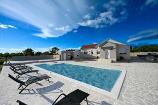 Holiday Home Marija with pool - Buković - 0