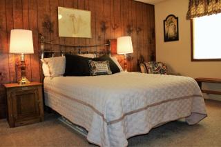 Cabin w/Foosball & A/C - Southern Comfort - Big Bear Lake - 8
