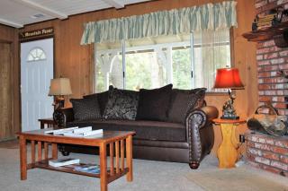 Cabin w/Foosball & A/C - Southern Comfort - Big Bear Lake - 5