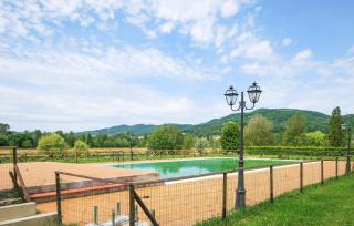 Cozy Apartment In Montone - Montone - 3