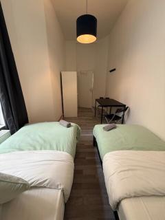 Moderne Unterkunft Neukölln - 5