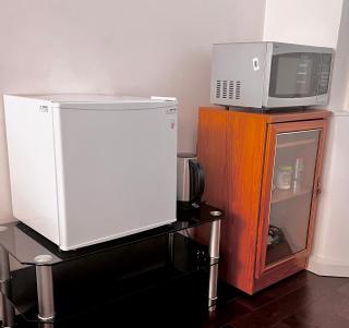Best place in Luton-S, Micro-Oven, Fridge , free-parking - Luton - 8
