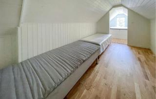 3 Bedroom Lovely Home In Långås - Långås - 2