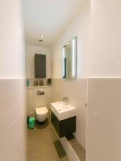 Elegant Finchley Apartment - Hendon - 1