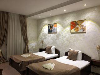 Nur M Hotel - Yakkasaray - 3