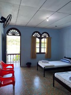 Abadi Guest House - Tuk Tuk - 8