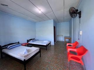 Abadi Guest House - Tuk Tuk - 7