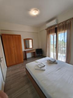 Kiparissis Apartments - Kriopigi - 9