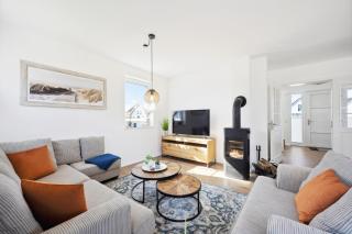 Rügenzauber Reetdachhaus mit Sauna u Kamin Strandnähe Garten - Dranske - 8