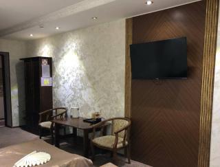 Nur M Hotel - Yakkasaray - 1