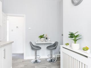 Pass the Keys Comfortable flat opposite sea - Westcliff-on-Sea - 2