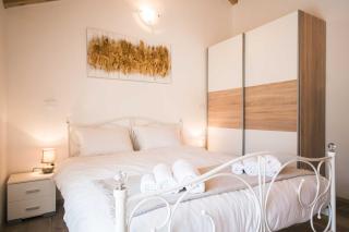 Villa Milena, a Rustic Summer Haven with Pool, Pets Welcome! - 8