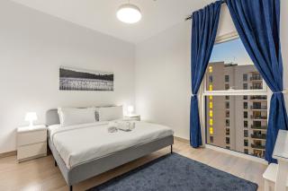 FIRST CLASS 1BR No Bad Days at Waters Edge - Abu Dhabi - 9