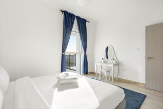 FIRST CLASS 1BR No Bad Days at Waters Edge - Abu Dhabi - 7