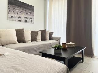 Albert's Apartment Center 203B - Larnaca - 1