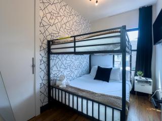 Highend Hideaway with rooftop and NYC views, 2 Kings beds, Sleeps 10, 20 PERCENT OFF - Hoboken - 6