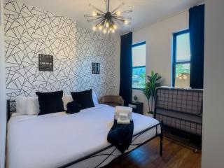 Highend Hideaway with rooftop and NYC views, 2 Kings beds, Sleeps 10, 20 PERCENT OFF - Hoboken - 5