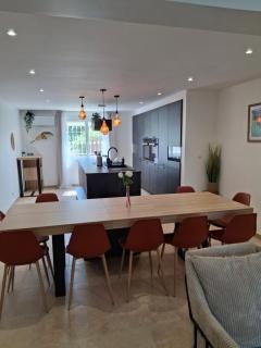 LaDy ROSE NÎMES, House for 14 people - Caissargues - 0