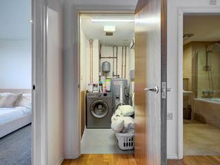 Pass the Keys Bright & Stylish Apartment in Altrincham - Altrincham - 5