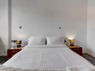 Pass the Keys Bright & Stylish Apartment in Altrincham - Altrincham - 8