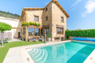 Casa los Corrales, espaciosa casa con piscina próximo a pamplona - Añorbe - 2
