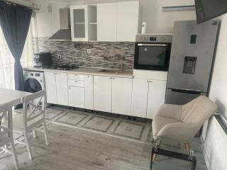 Ayan&Anto YSY Apartament - Eforie Nord - 8