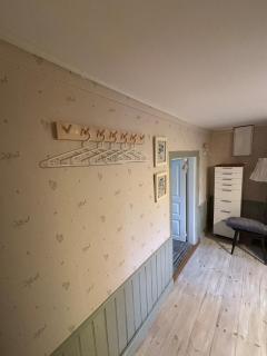 Trevligt eget hus med kakelugn i lantlig miljö - Vikingstad - 2