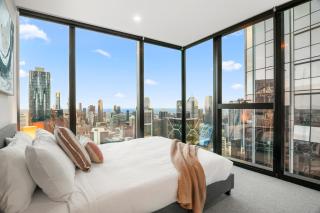 Exquisite Skyline Luxe 3BR Apt Pool & Gym - 3