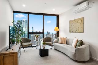Exquisite Skyline Luxe 3BR Apt Pool & Gym - Melbourne - 0