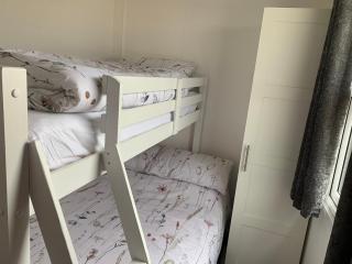 Park View holiday chalet, close to the dog friendly beach - 1