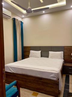 Karachi Guest House Gulshan-e-Iqbal - 1