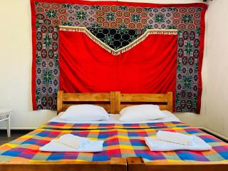 DADOW Guesthouse - Naryn - 0