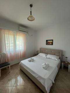 Hotel Vila Kafe - Lukova - 6