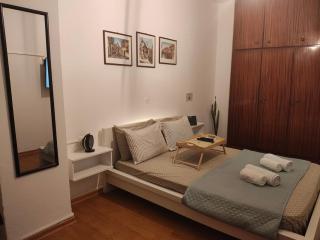 Cozy Vintage City Apt - Heraklion - 4