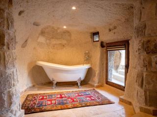 Tulip Cave Suites - Göreme - 6