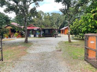 Homestay Pool Teratak Dusun Tok Anjang - Muar - 1