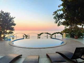 La Mer Sea View & Beachfront Apartment - Varna - 8