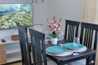 Roses Apartment - Golem - 9