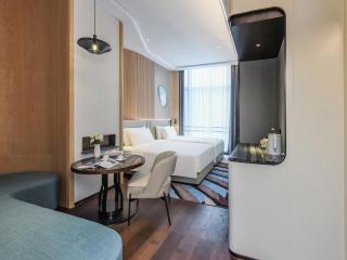 Kuanrong Suites Hotel Panyu Changlong South Village Wanbo Subway Station - Guangzhou - 1