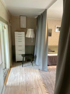Trevligt eget hus med kakelugn i lantlig miljö - Vikingstad - 4