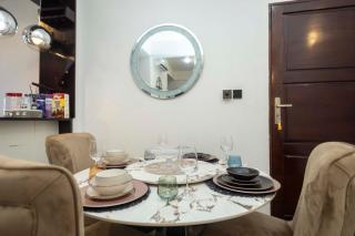Modern 2BR Apartment in Mwenge Fast Wi-Fi,AC - Dar es Salaam - 1