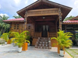 Homestay Pool Teratak Dusun Tok Anjang - Muar - 9