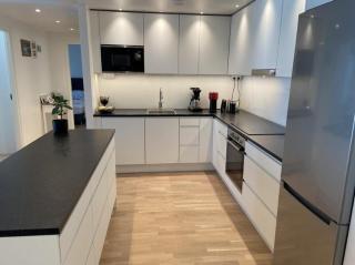 Modern, bright 2 bedroom apartment with great views - Helsinki - 7