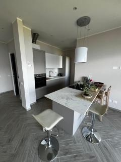 New Cozy Stay with Lakeview - Cerro Lago Maggiore - 6