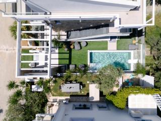B&D Luxury Studios Suites - Skala Rachoniou - 9