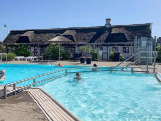 Kaløvig Beach Holiday Centre - Rønde - 8