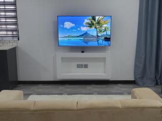Fresh Studio in Accra, Ga West - Trofwi - 8