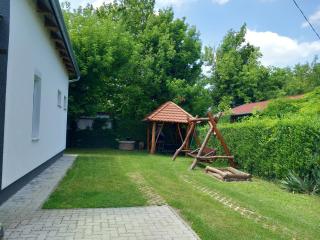 7 férőhelyes ház Balatonfenyvesen a tótól 15 m-re saját stéggel és csónakkal - Balatonfenyves - 6
